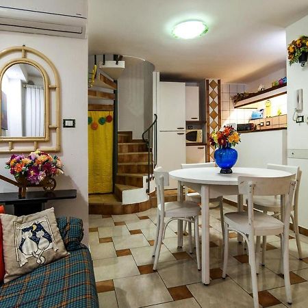 Alloggio Turistico Riggiole ガエータ エクステリア 写真
